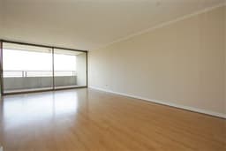Departamento en arriendo en Las Condes — foto 3 de 7