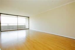Departamento en arriendo en Las Condes — foto 1 de 7