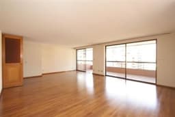 Departamento en arriendo en Las Condes — foto 2 de 8