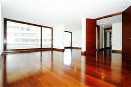 Departamento en arriendo en Las Condes — foto 1 de 10
