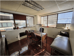 Casa en venta en Las Condes — foto 1 de 8